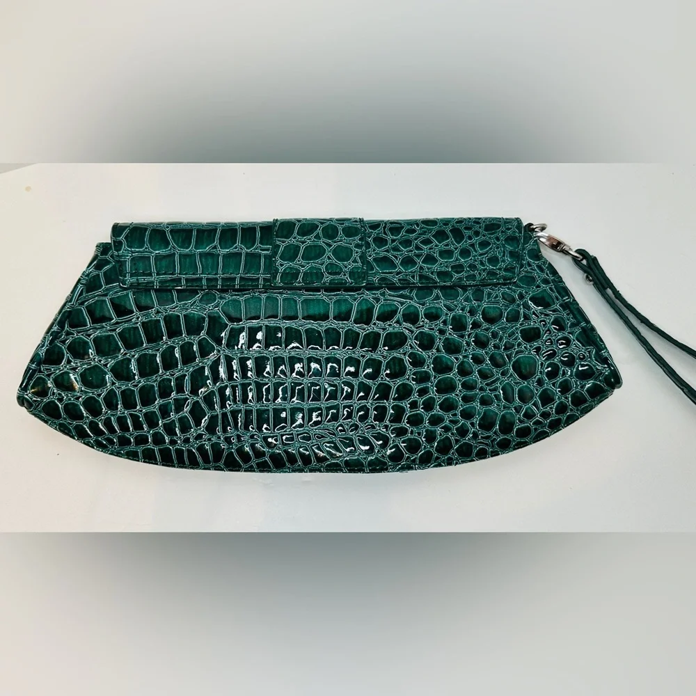 New York & Co Green Faux Crocodile Patent Leather Clutch Wristlet